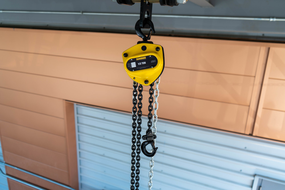 Sumner Chain Hoist 1/2 Ton with 10′ Chain Fall - Ascmtools