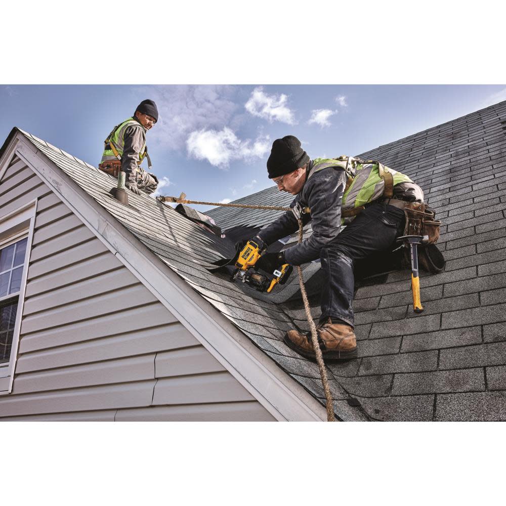 DEWALT 20V MAX* 15 Cordless Coil Roofing Nailer (Bare Tool) - Ascmtools