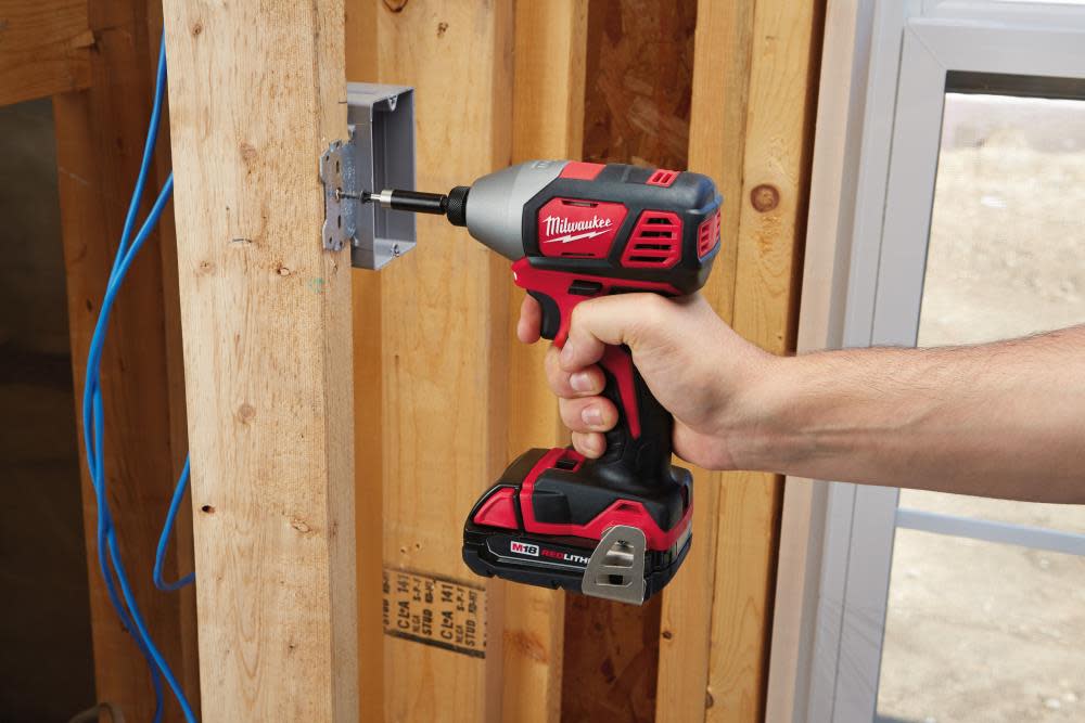 Milwaukee M18 2 Speed 1/4 Hex Impact Driver XC Kit - Ascmtools