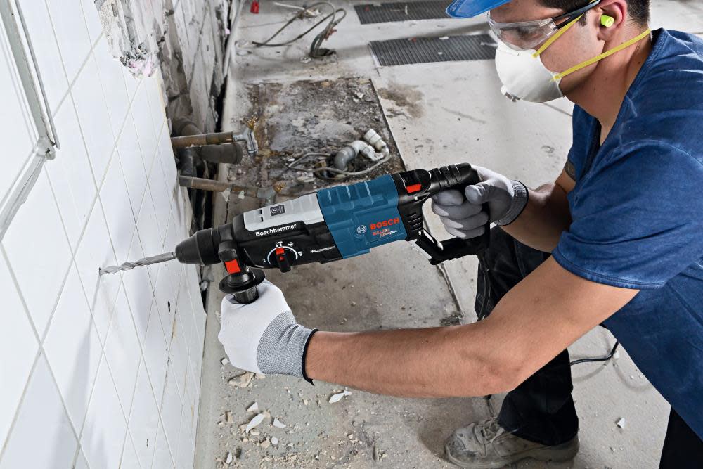 Bosch SDS-plus Bulldog Xtreme Max 1-1/8 In. Rotary Hammer - Ascmtools