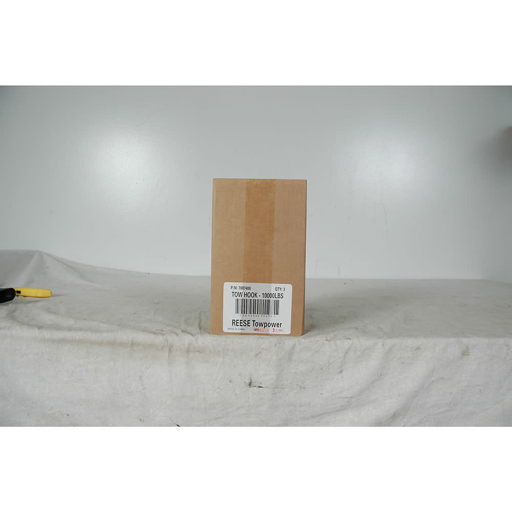 Reese 10000 lbs Black Universal Bolt On Tow Hook - Ascmtools