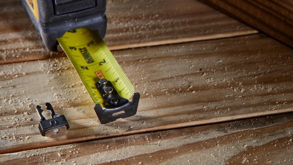 DEWALT ToughSeries Tape Measure 35′ - Ascmtools