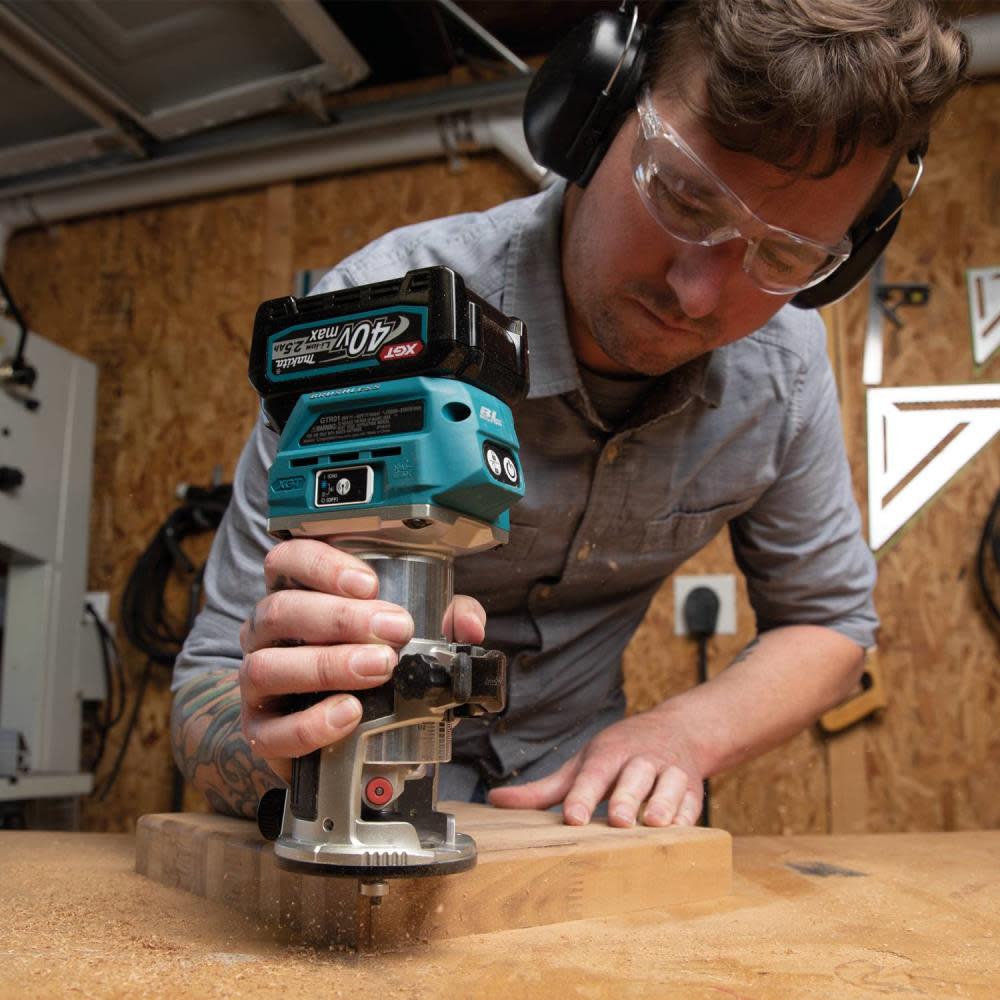 Makita 40V max XGT Compact Router Kit - Ascmtools