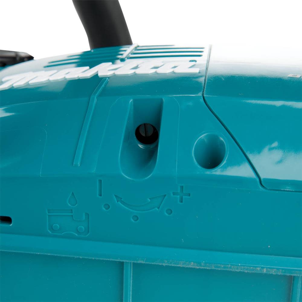 Makita 40V max XGT 18″ Chainsaw 5Ah Kit - Ascmtools