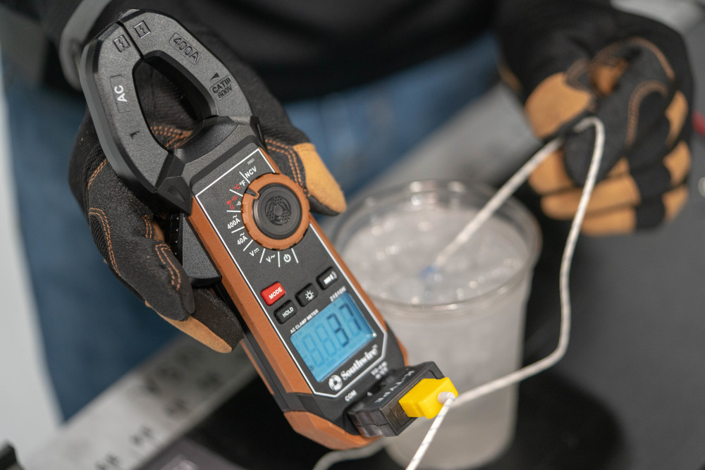 Southwire AC Clamp Meter with Built-In NCV Worklight - Ascmtools