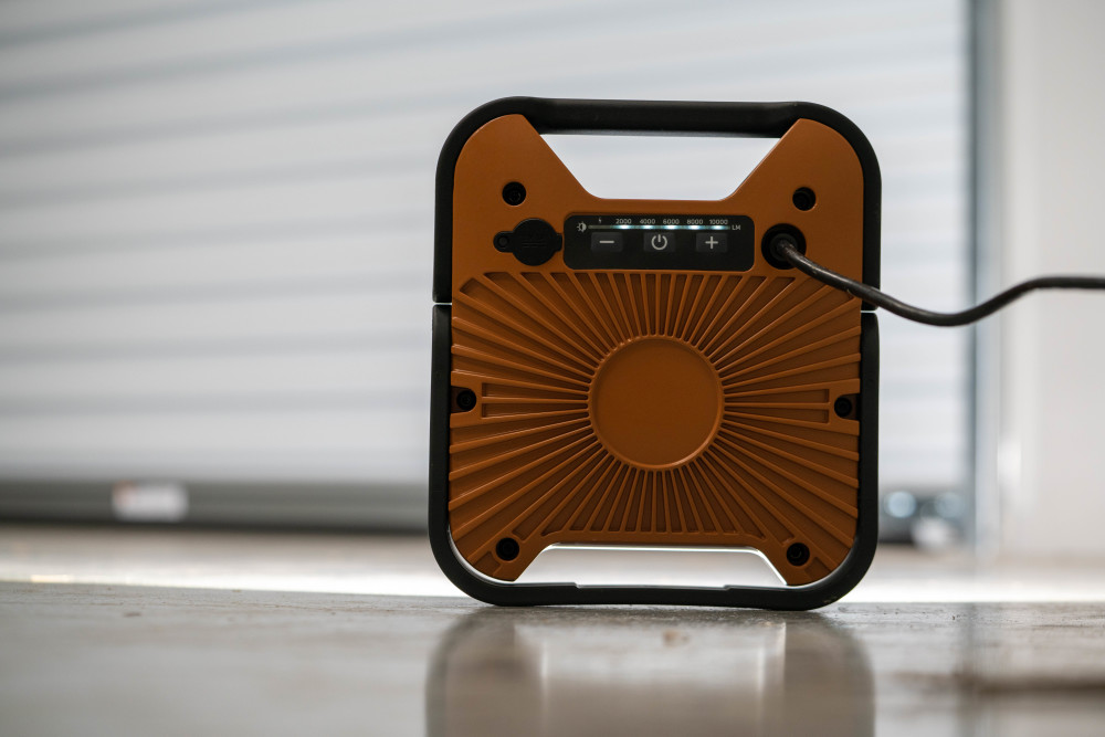 Southwire 10000 Lumen LED Work Light - Ascmtools