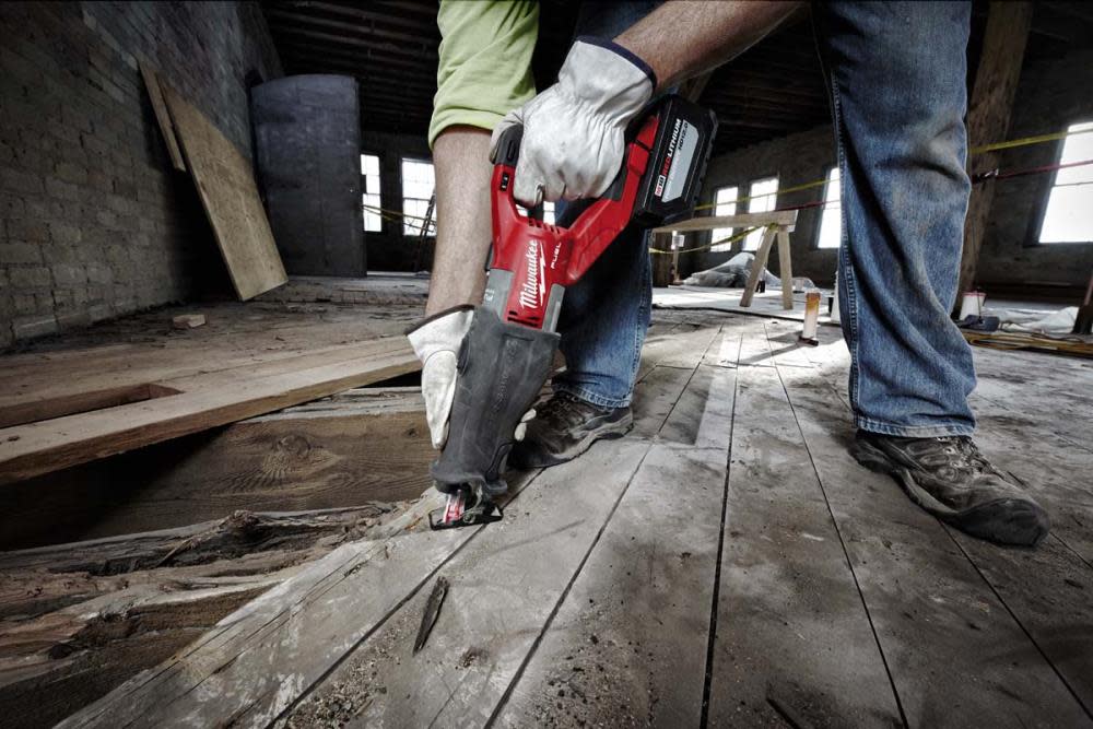 Milwaukee M18 FUEL SUPER SAWZALL Kit - Ascmtools