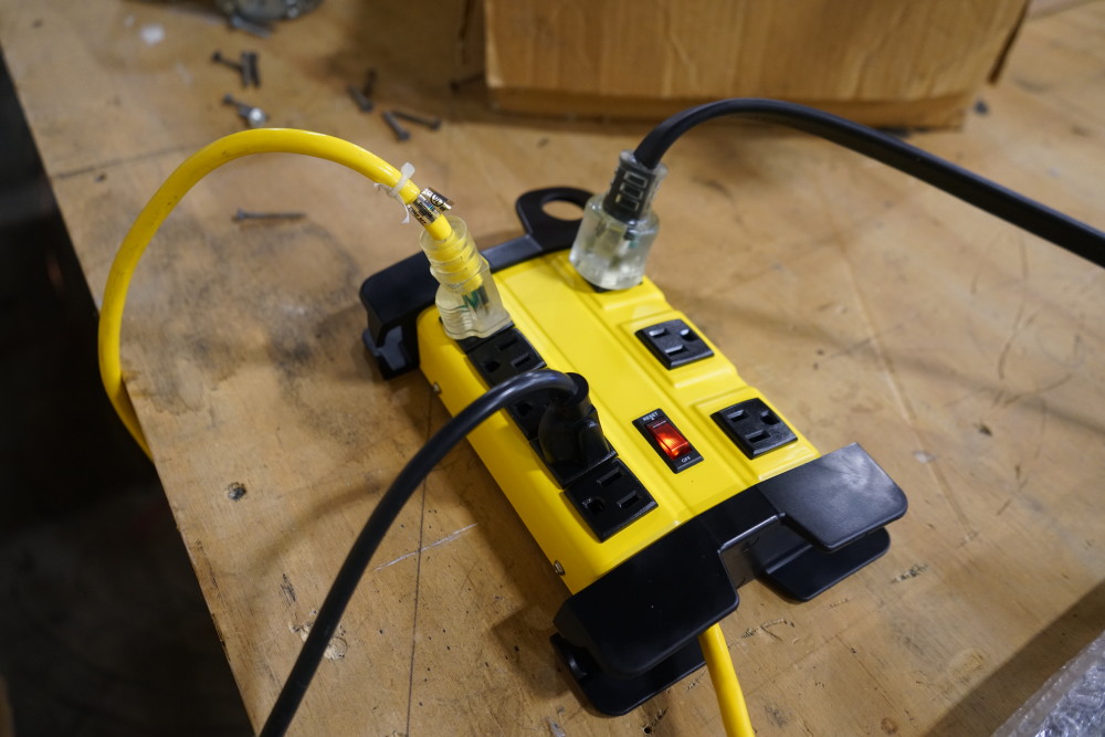 Southwire Power Strip 8 Outlet - Ascmtools