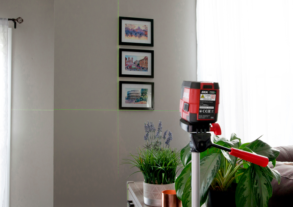 SKIL Green Cross Laser Level Self Leveling with Clamp - Ascmtools