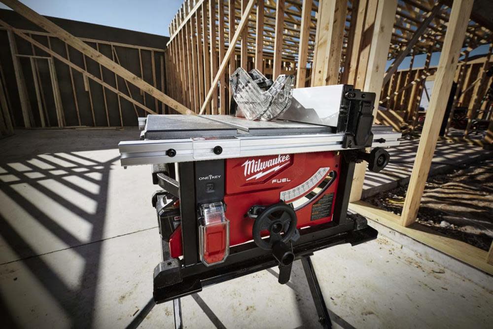 Milwaukee M18 FUEL 8-1/4 in. Table Saw with ONE-KEY Reconditioned - Ascmtools