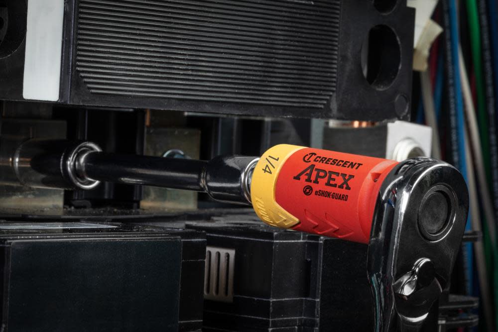 Crescent APEX eSHOK-GUARD Socket Isolator 1/4″ x 2″ - Ascmtools