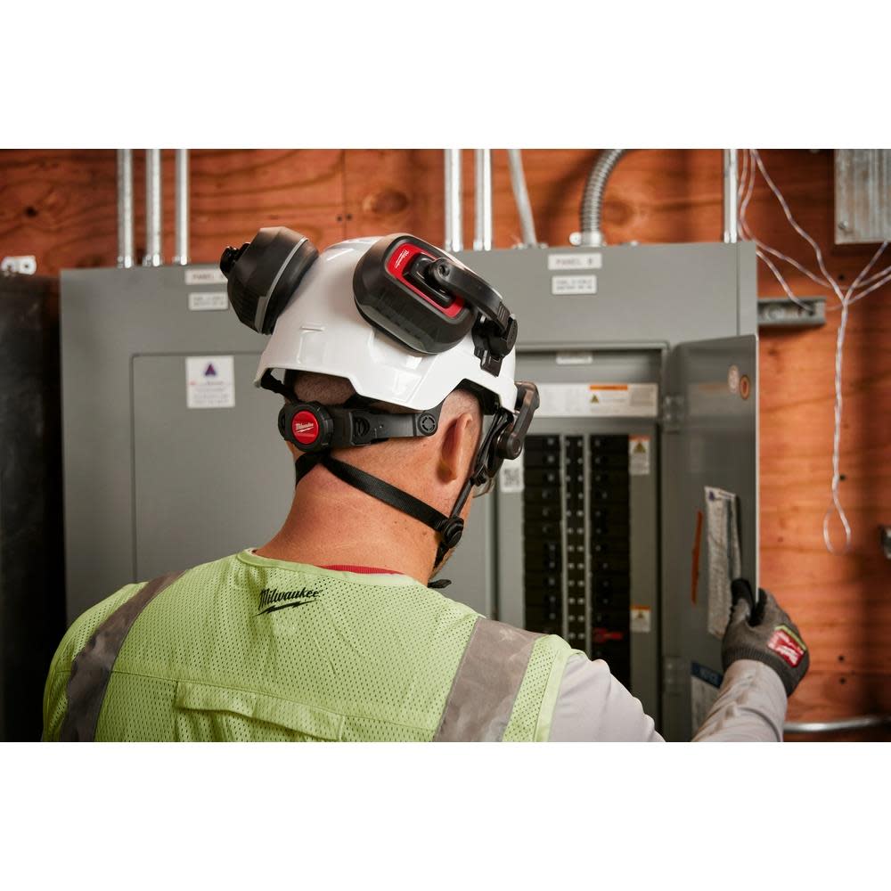 Milwaukee BOLT 26dB Earmuffs - Ascmtools
