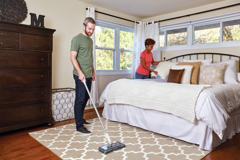 Black and Decker 30 Minute Runtime Lithium Powered Sweeper - Ascmtools