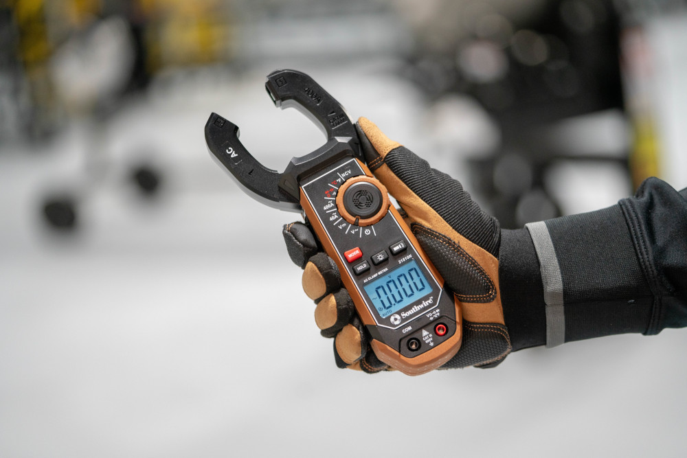Southwire AC Clamp Meter with Built-In NCV Worklight - Ascmtools