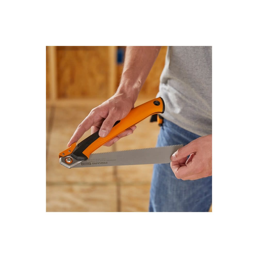 Fiskars Pro Power Tooth 10″ Folding Pull Saw - Ascmtools