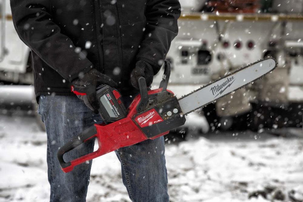 Milwaukee M18 FUEL 16 in. Chainsaw-Reconditioned - Ascmtools