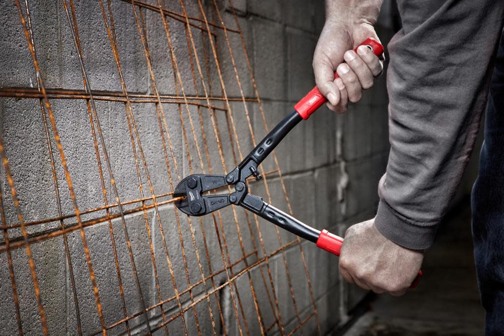 Milwaukee 14 in. Bolt Cutter - Ascmtools