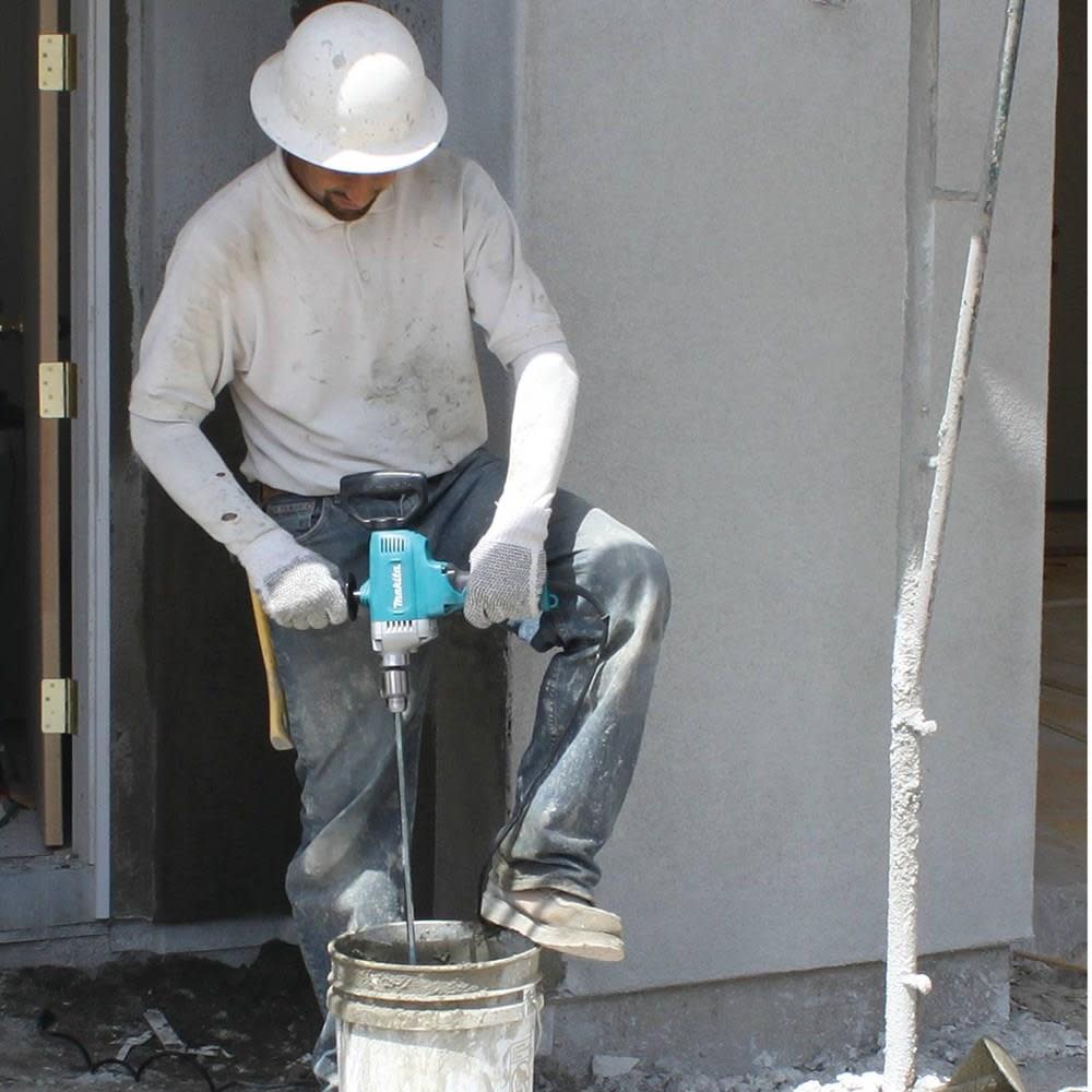 Makita 1/2 In. Spade Handle Drill 8 AMP - Ascmtools