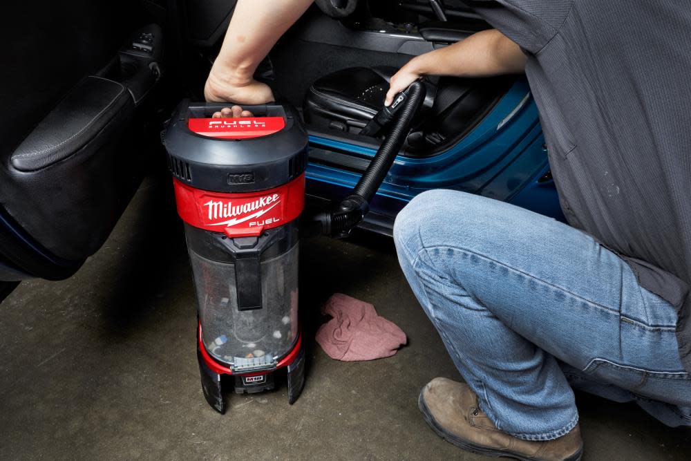 Milwaukee M18 FUEL 3-in-1 Backpack Vacuum - Ascmtools