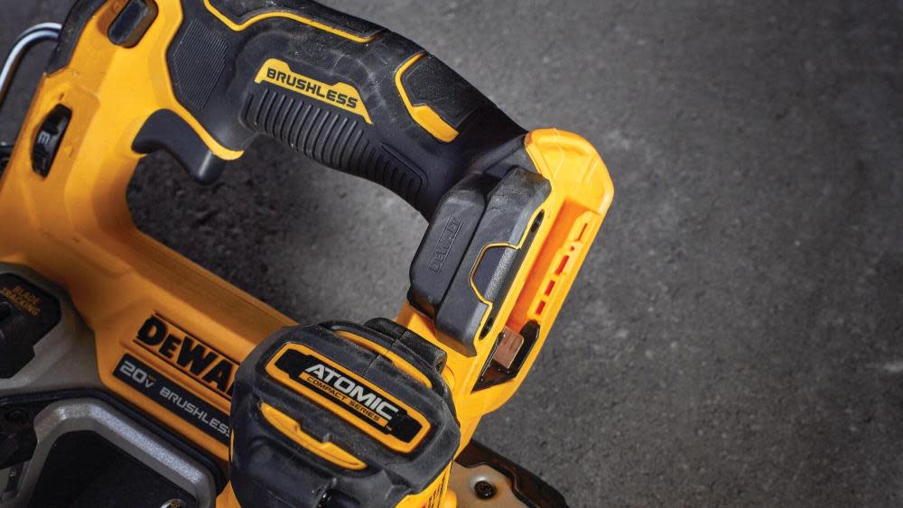 DEWALT ATOMIC 20V MAX Compact Bandsaw Brushless Cordless 1 3/4″ Bare Tool - Ascmtools