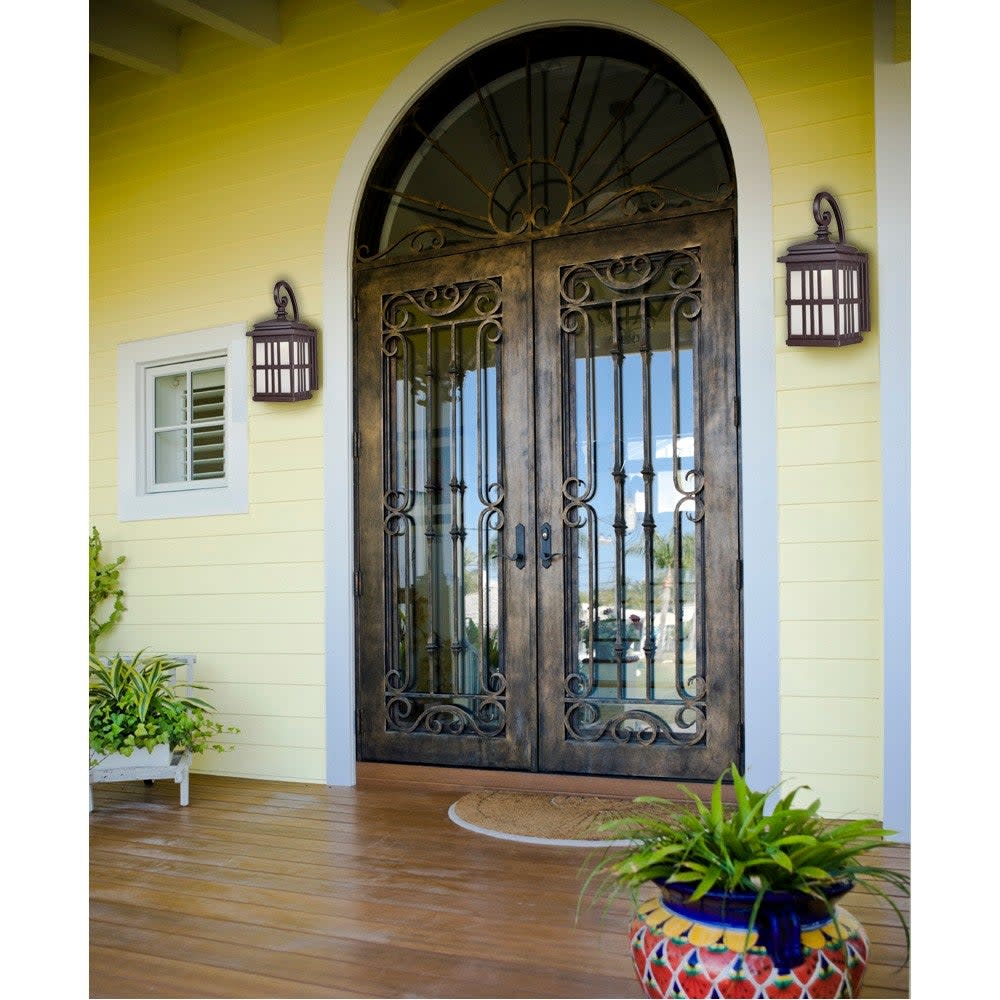 Wilton 90 Degree Angle Clamp – Metalworking 4-3/8 In. Miter Capacity 2-3/8 In. Jaw Height 4-1/8 In. Jaw Length - Ascmtools