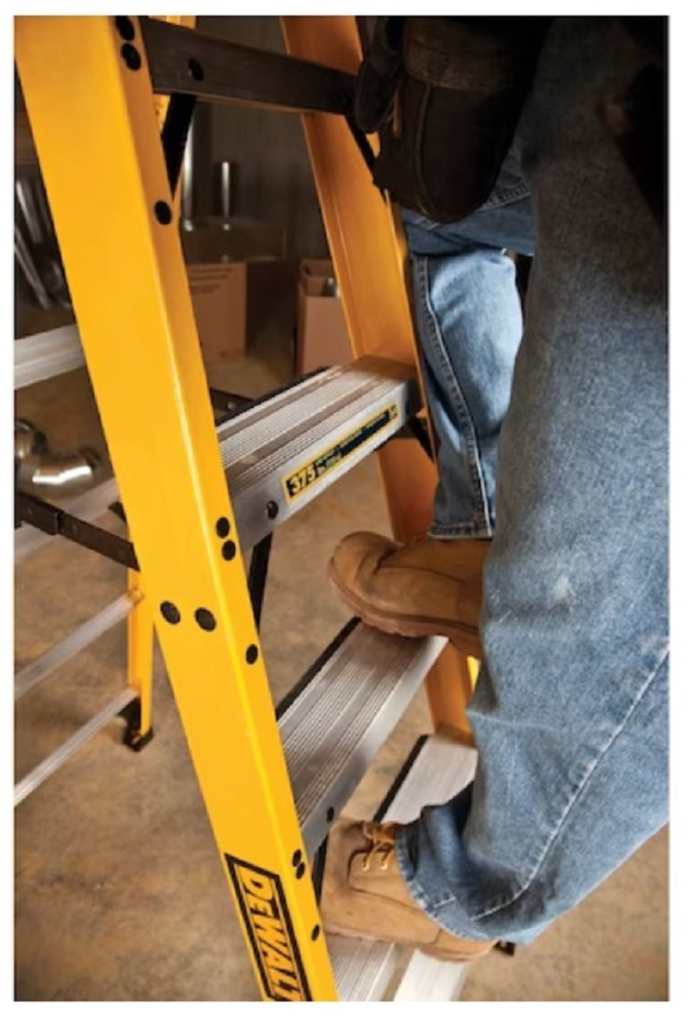 DEWALT Stepladder Type IAA 375lb Rated FG 10′ - Ascmtools
