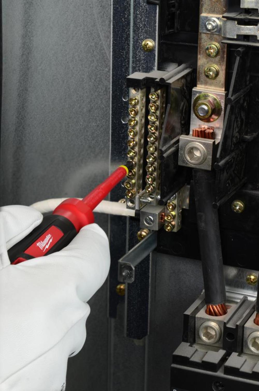 Milwaukee 3-Piece 1000V Insulated Screwdriver Set - Ascmtools