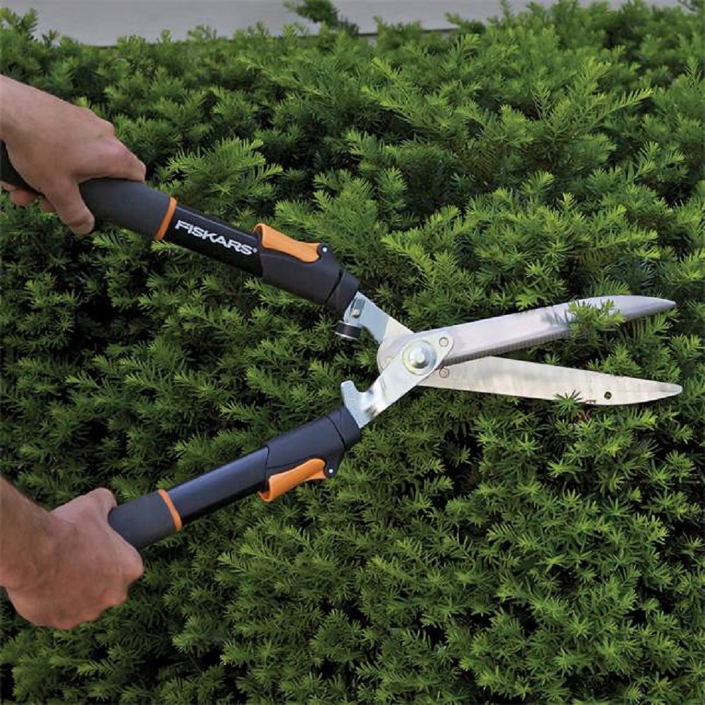 Fiskars 25″ – 33″ Power-Lever Extendable Hedge Shears - Ascmtools
