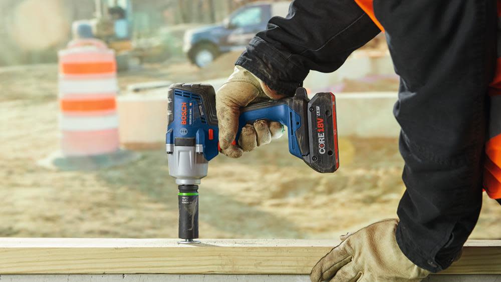 Bosch 18V 1/2″ Mid Torque Impact Wrench Kit Connected Ready with Frictin Ring and Thru Hole and 2 CORE18V 4.0 Ah Compact Batteries - Ascmtools