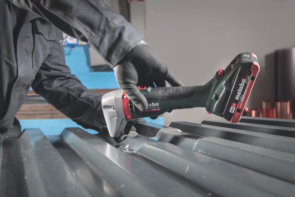 Metabo 18V 16 Gauge Nibbler 660-2360 SPM Curve Radius 1 9/16″ Bare Tool - Ascmtools