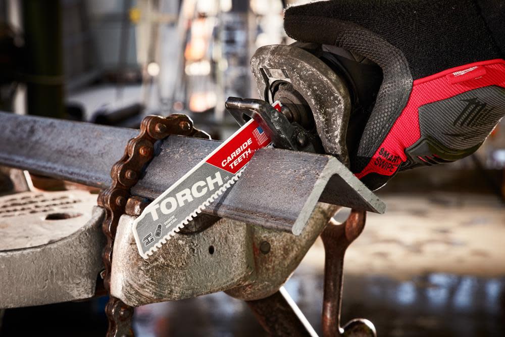 Milwaukee 6″ 8TPI The TORCH Carbide Teeth SAWZALL Blade 1PK - Ascmtools