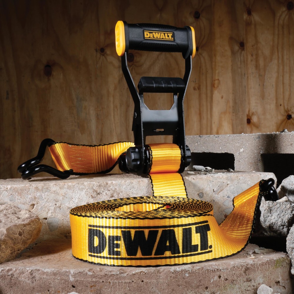 DEWALT 2″ x 27′ Ratchet Tie Down Strap Heavy Duty 10000 LB Break Strength 1pk - Ascmtools