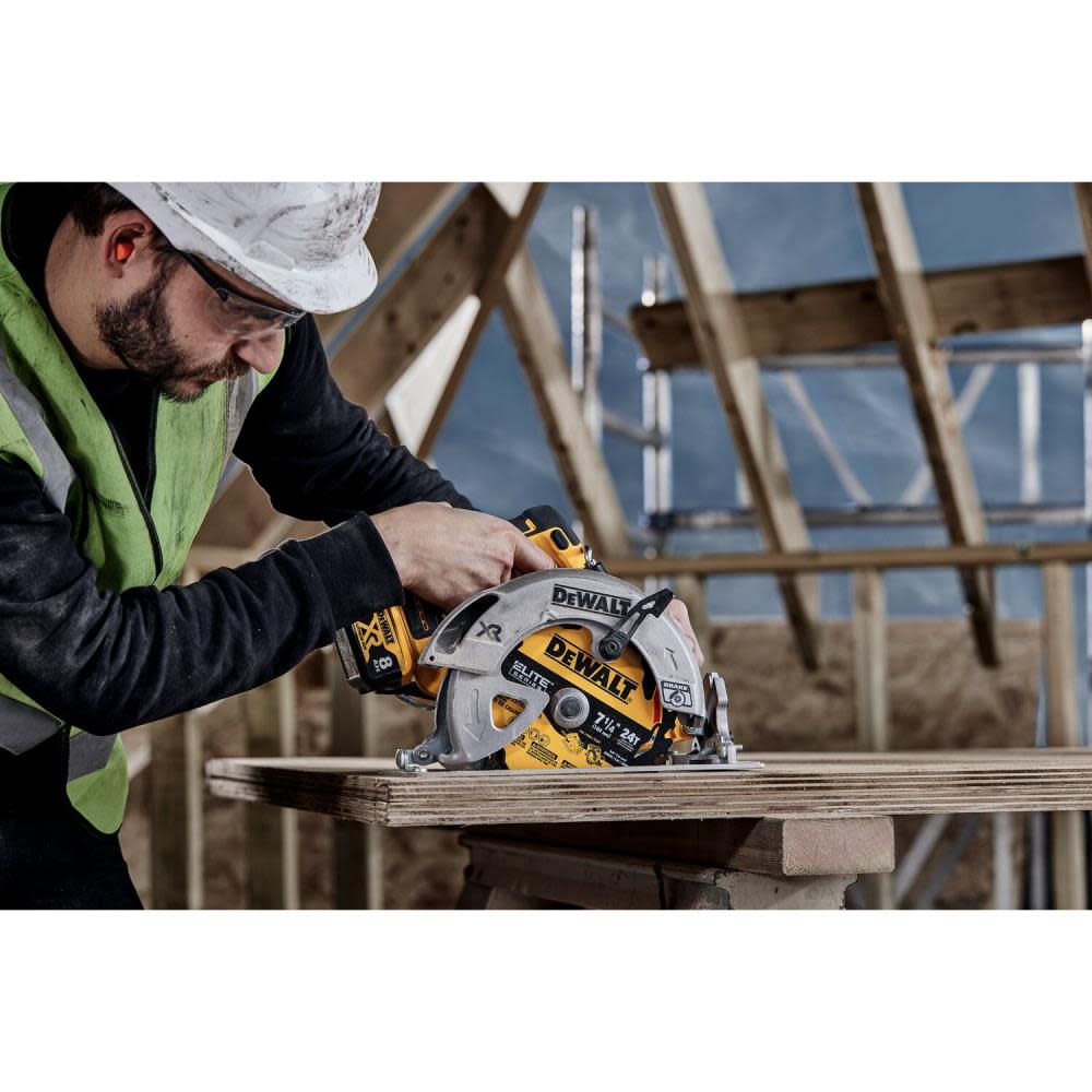DEWALT Elite Series Circular Saw Blade 4pk Bundle with BONUS ToughSeries Tape Measure 35′ - Ascmtools