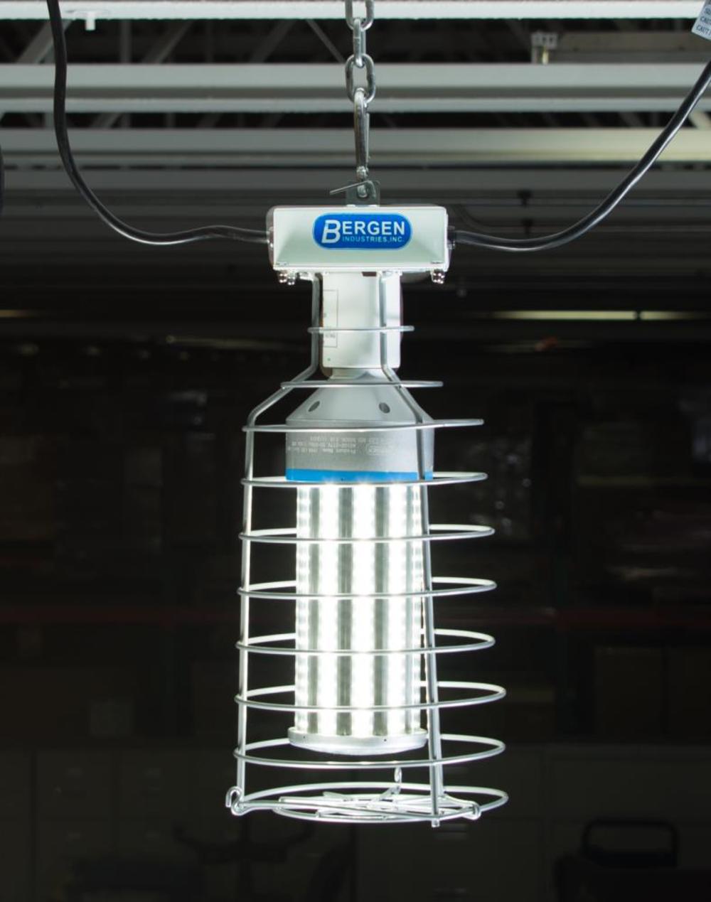 Bergen Industries 60 watt High Bay LED luminaire Temporary Plug-in Work Light Fixture 7500 lm 5000K Snap Lock Hook and Wire Guard - Ascmtools
