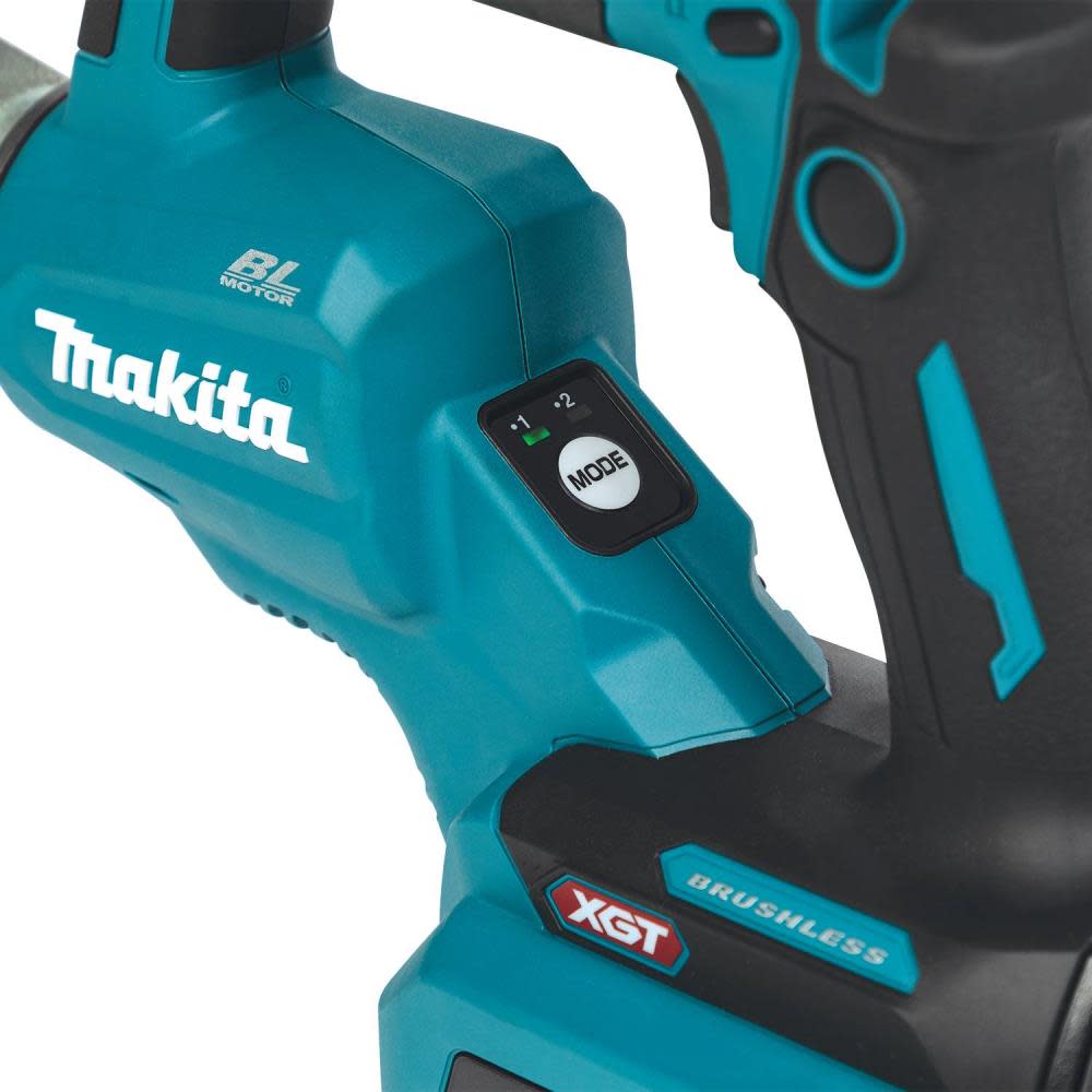 Makita 40V max XGT 5 1/2′ Concrete Vibrator Bare Tool - Ascmtools