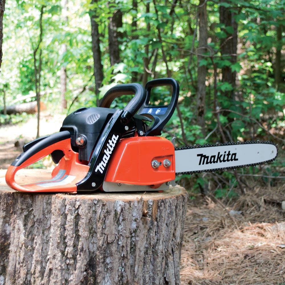 Makita 16 in. 42 cc Chain Saw - Ascmtools