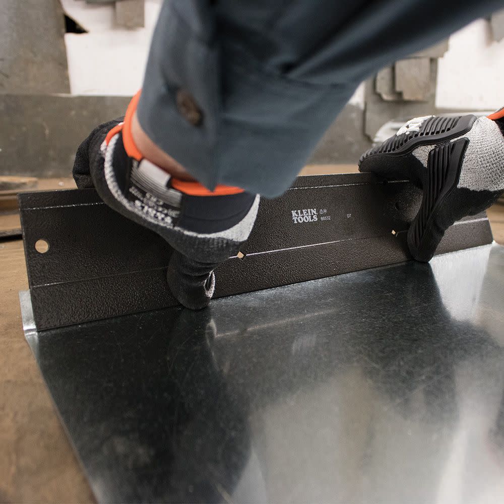 Klein Tools Folding Tool 18-Inch - Ascmtools