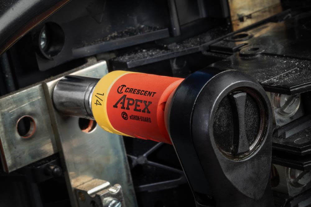 Crescent APEX eSHOK-GUARD Socket Isolator 1/4″ x 2″ - Ascmtools