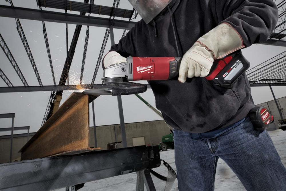 Milwaukee M18 FUEL 7 in. / 9 in. Large Angle Grinder Kit - Ascmtools