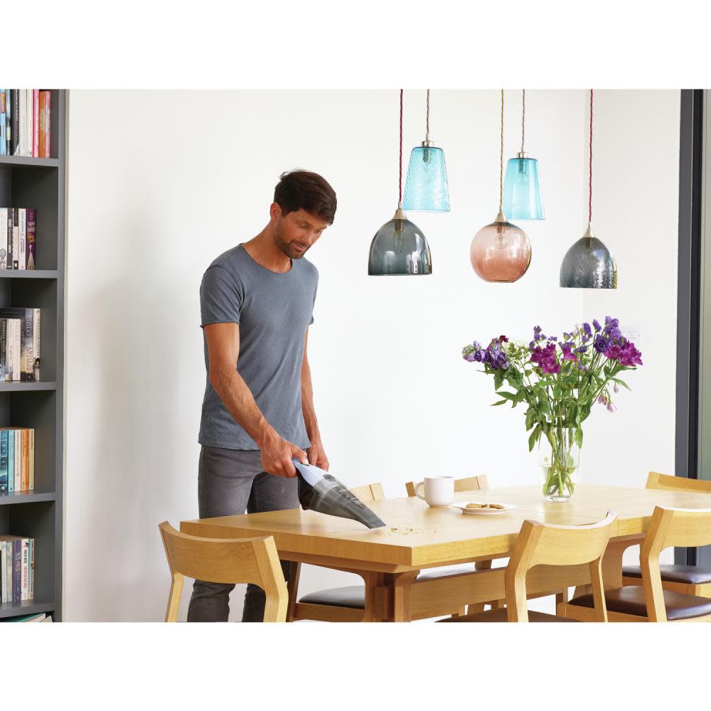 Black and Decker Quick Clean 7.2V Cordless Handheld Vacuum - Ascmtools