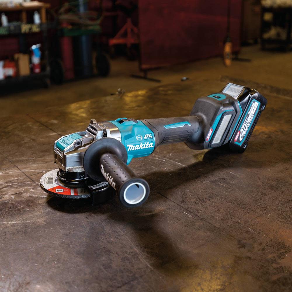 Makita 40V max XGT 5″ Angle Grinder Kit with Electric Brake - Ascmtools