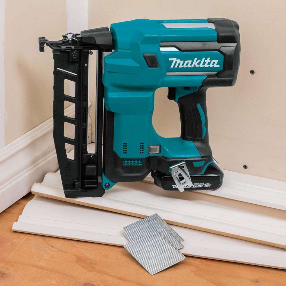 Makita 18V LXT 2 1/2″ Straight Finish Nailer Kit 16 Gauge - Ascmtools