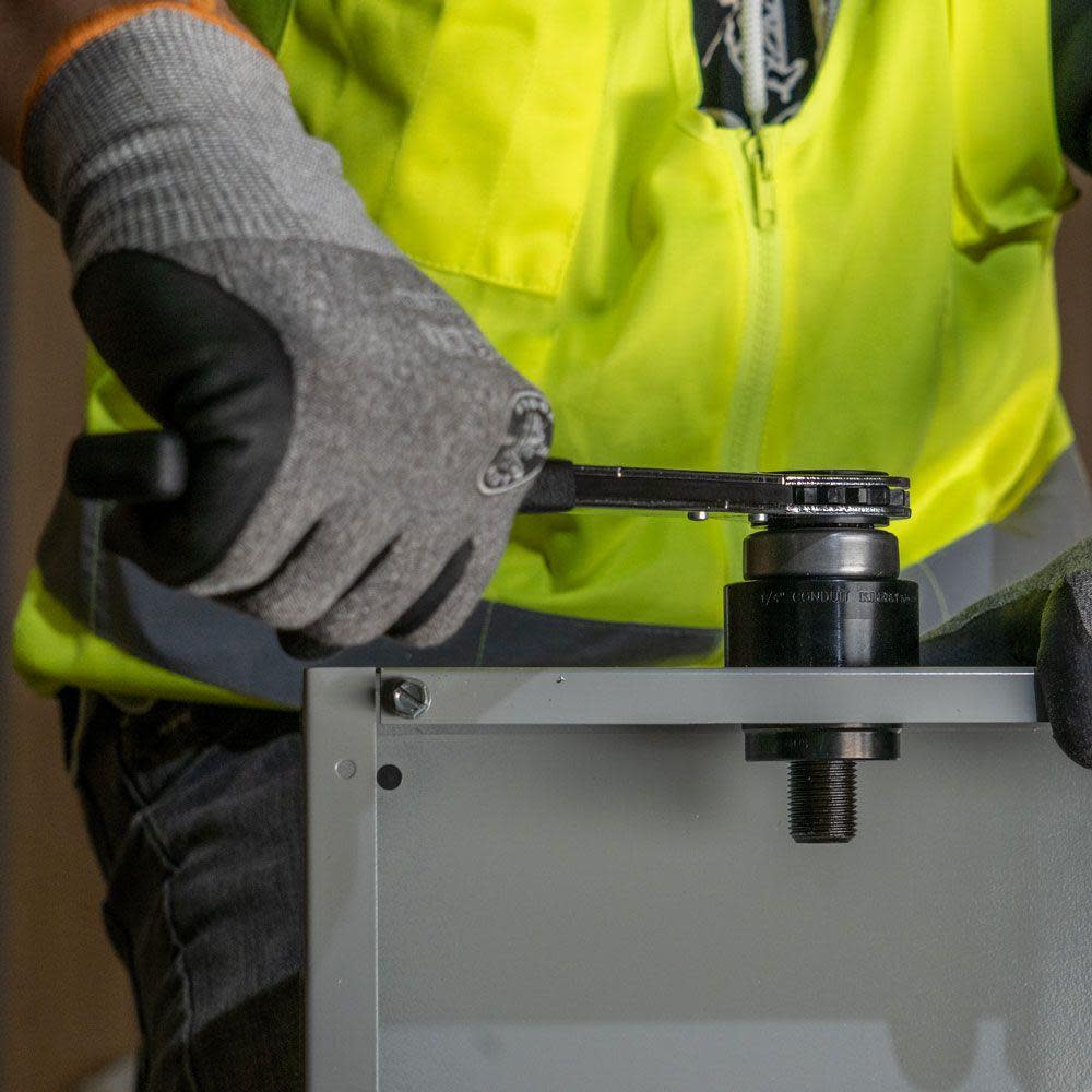 Klein Tools Knockout Punch Set with Wrench - Ascmtools