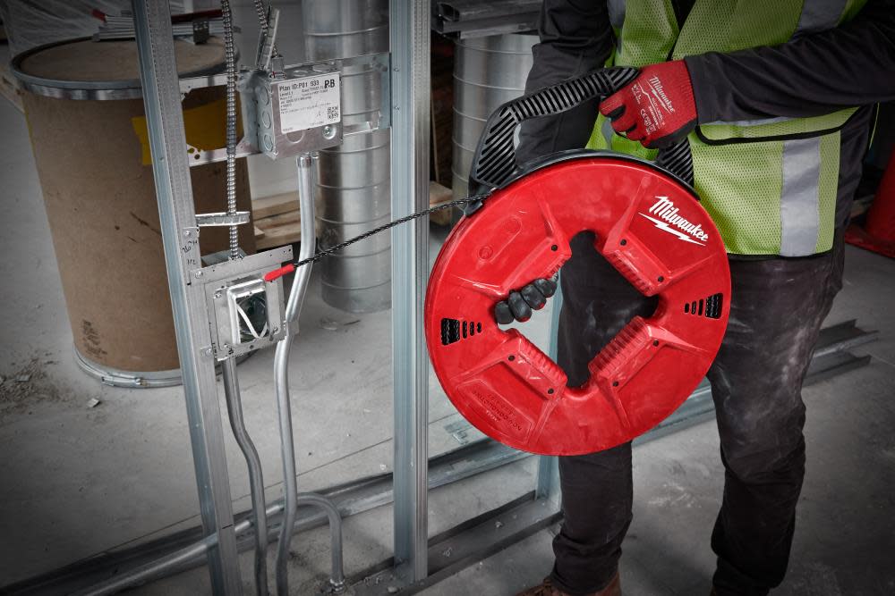 Milwaukee 200 Ft. Polyester Fish Tape with Non-Conductive Tip - Ascmtools