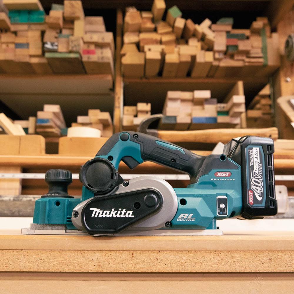 Makita 40V max XGT Cordless 3 1/4″ Planer Kit AWS Capable - Ascmtools
