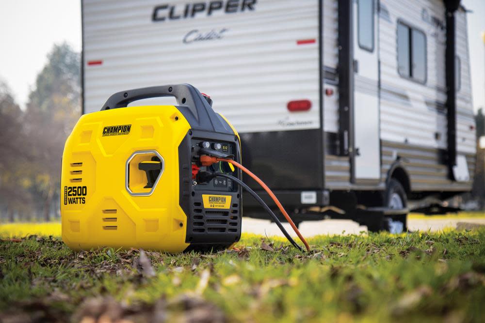 Champion Power Equipment 2500-Watt Ultralight Portable Inverter Generator - Ascmtools