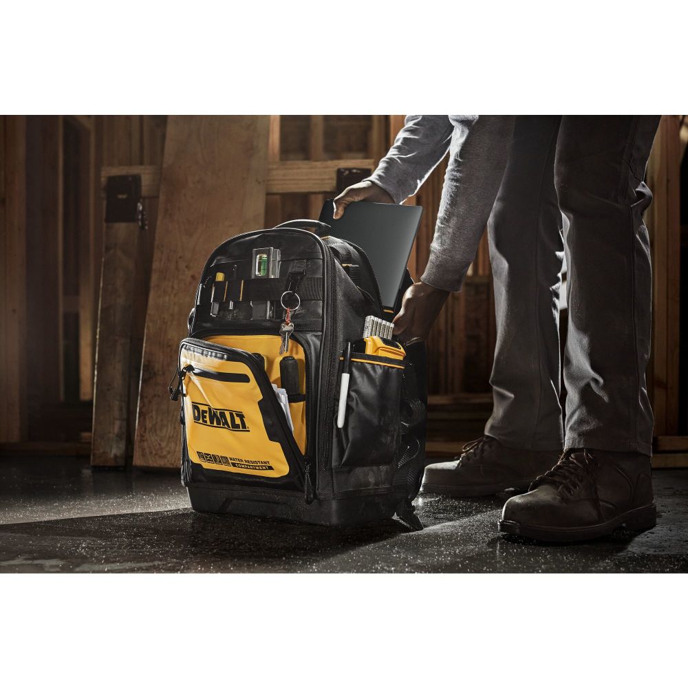 DEWALT PRO Backpack - Ascmtools