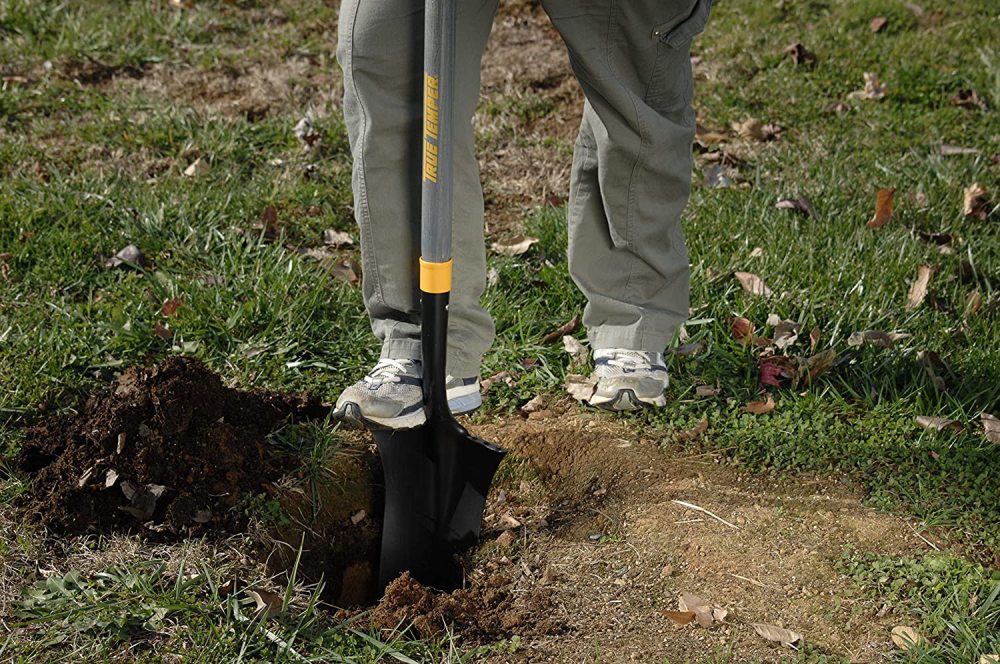 True Temper Drain Spade with Comfort Step and D-Grip on Handle - Ascmtools