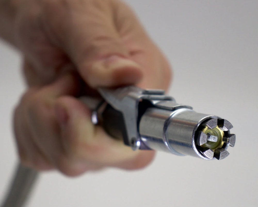 Lock N Lube LOCKNFLATE Closed Air Chuck - Ascmtools