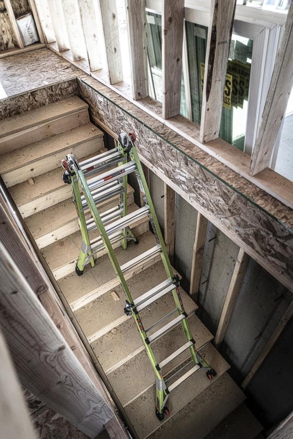 Little Giant Safety Dark Horse 2.0 M17 Ladder Type 1A Brown Box - Ascmtools